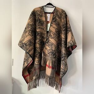 Burberry Reversible cashmere Cape